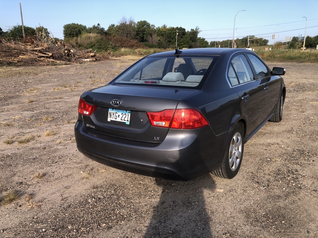 2009 Kia Optima LX 9