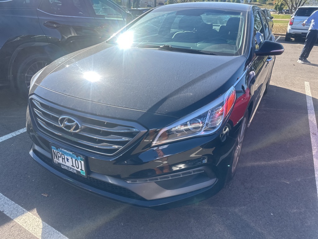 2015 Hyundai Sonata Sport 2