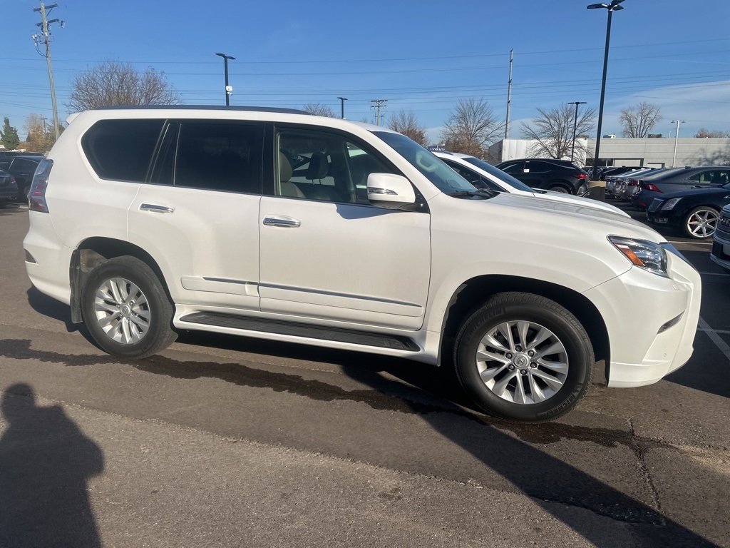 2017 Lexus GX 460 8