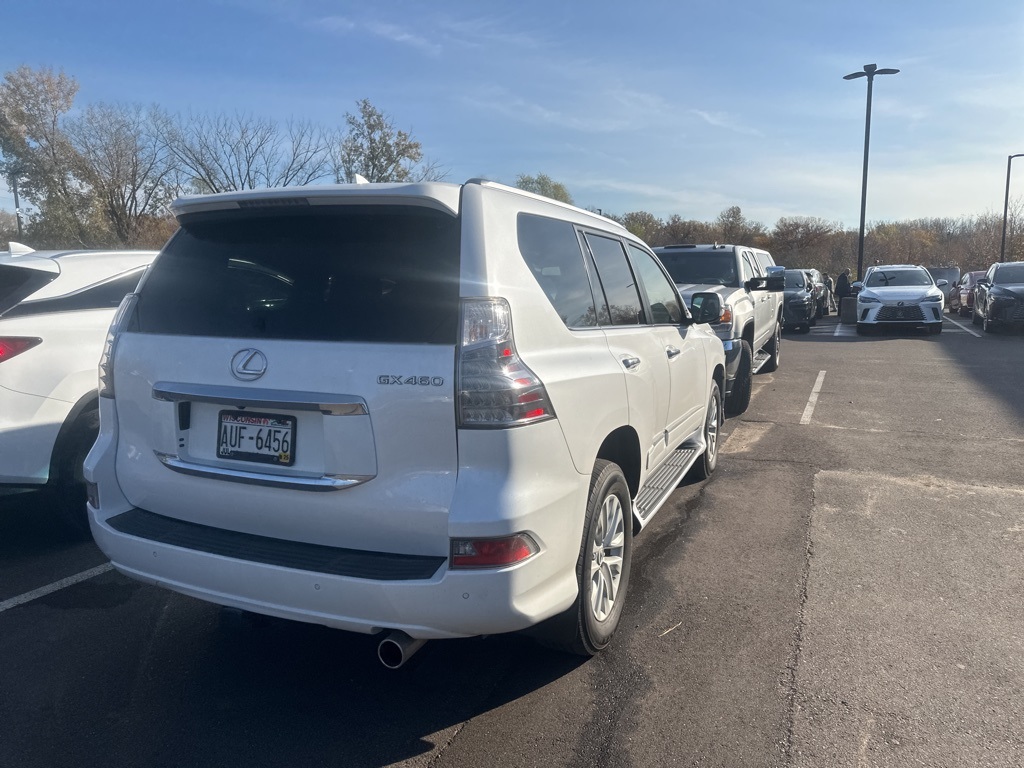 2017 Lexus GX 460 13