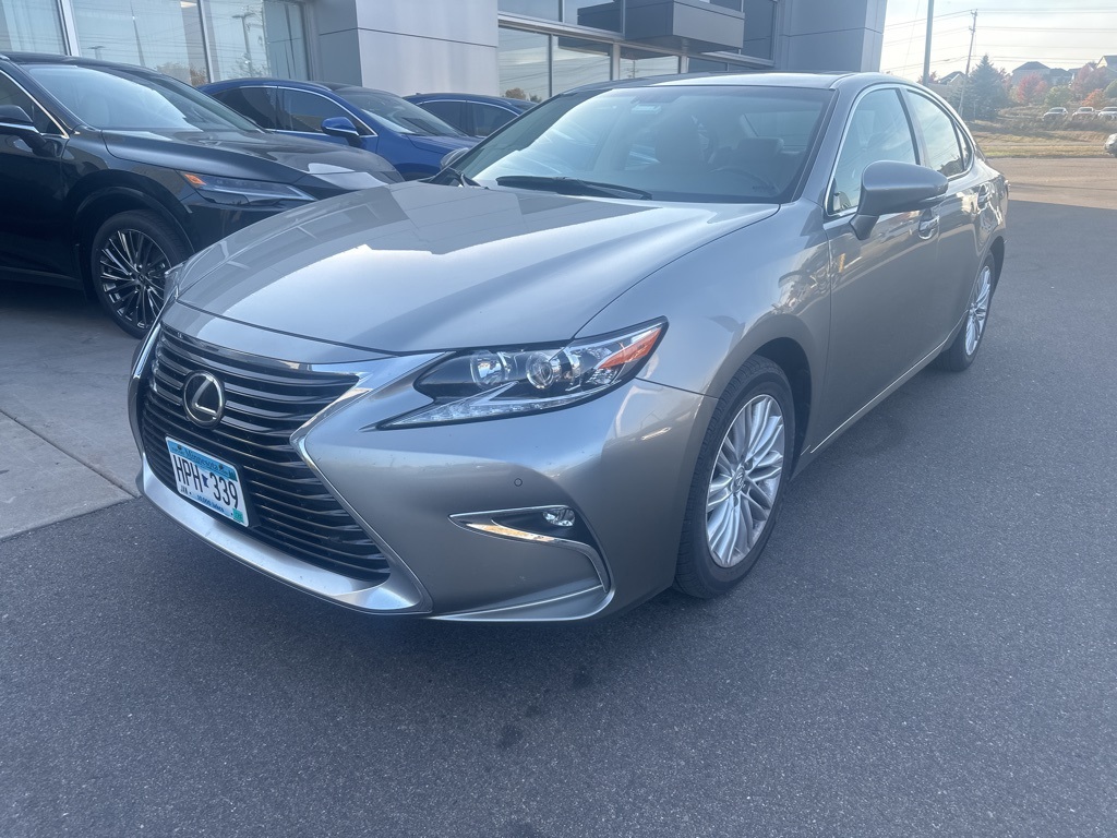 2016 Lexus ES 350 3