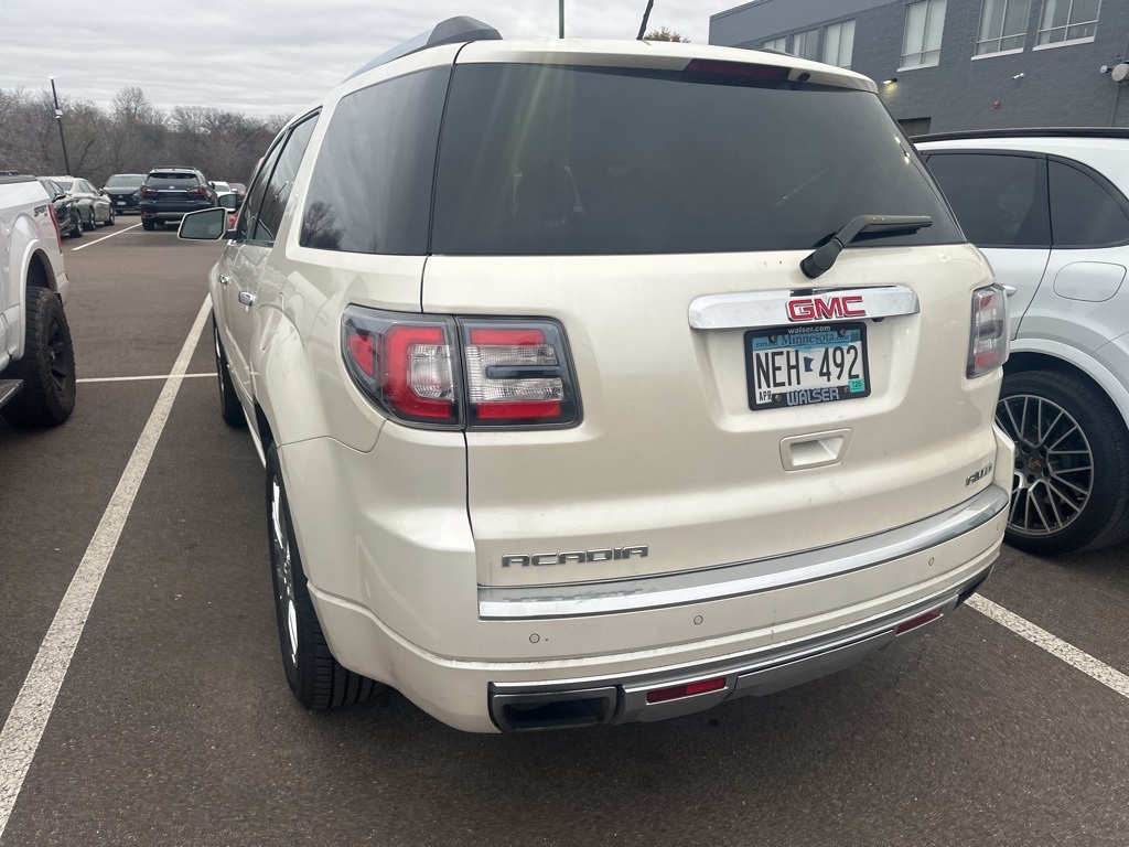 2015 GMC Acadia Denali 12