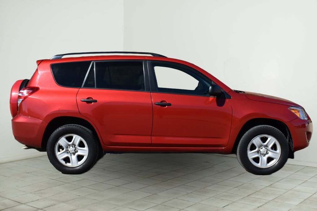 2009 Toyota RAV4 Base 2