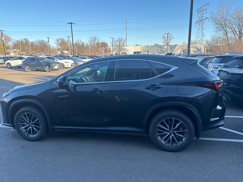 2024 Lexus NX 350h Premium 17