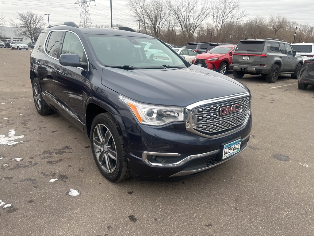 2019 GMC Acadia Denali 1