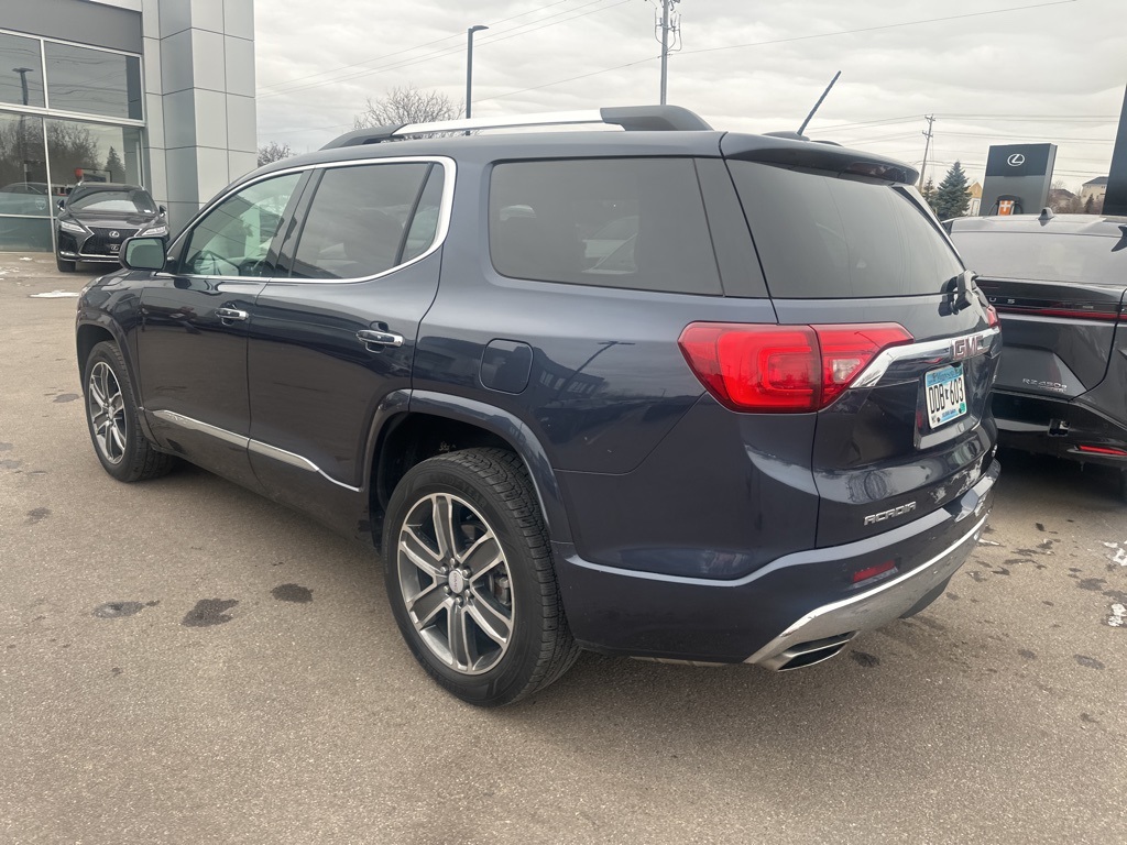 2019 GMC Acadia Denali 11