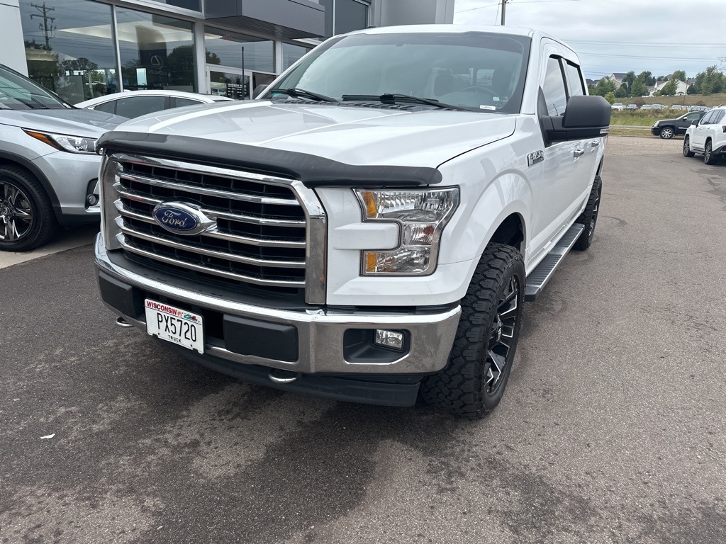 2017 Ford F-150 XLT 2