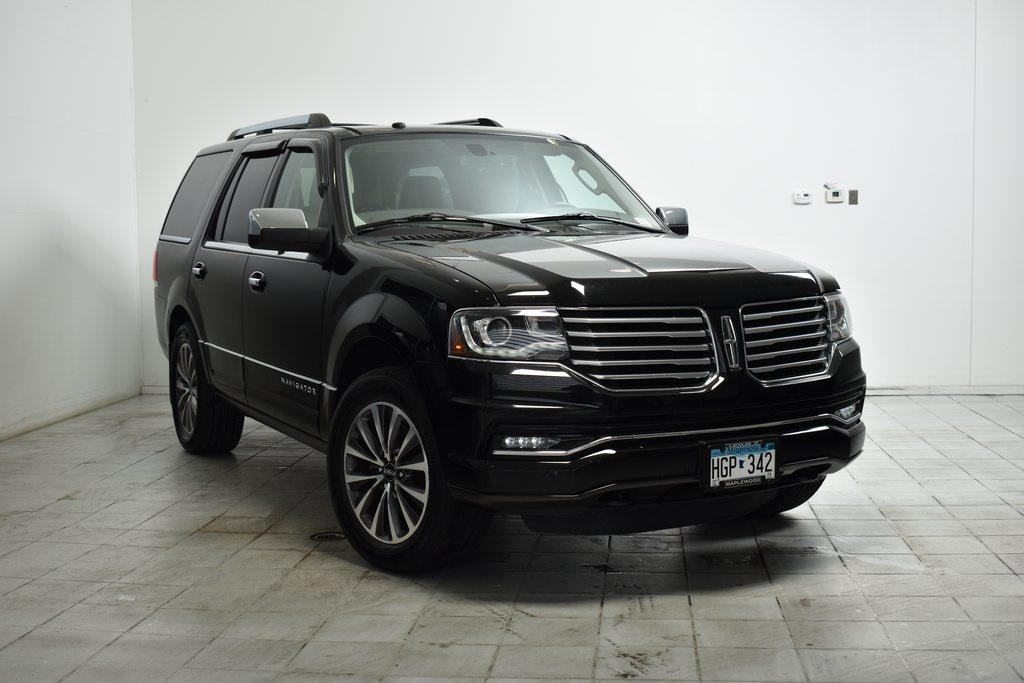 2017 Lincoln Navigator Select 1