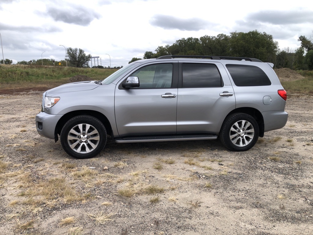 2017 Toyota Sequoia Limited 4