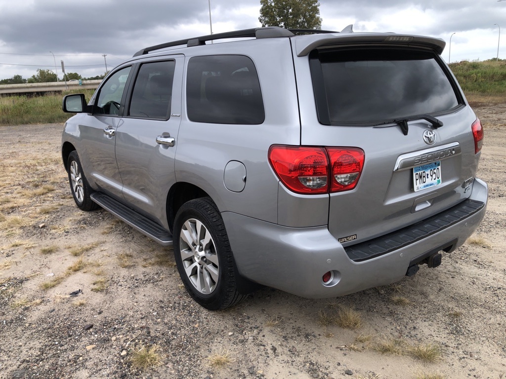 2017 Toyota Sequoia Limited 6