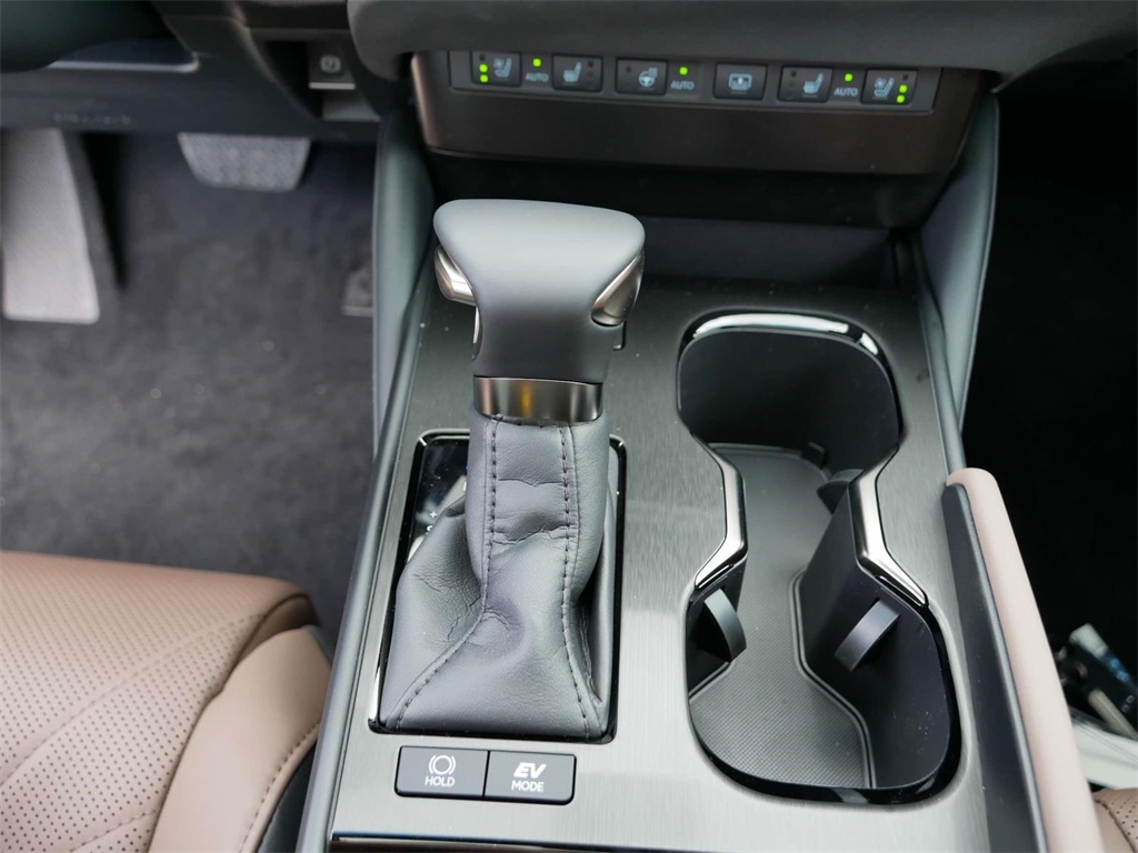 2024 Lexus ES 300h Ultra Luxury 28