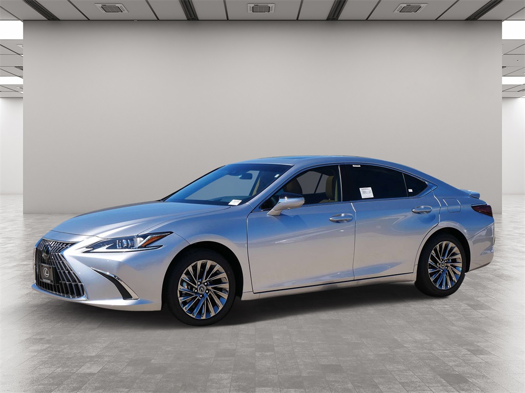 2024 Lexus ES 300h Luxury 2