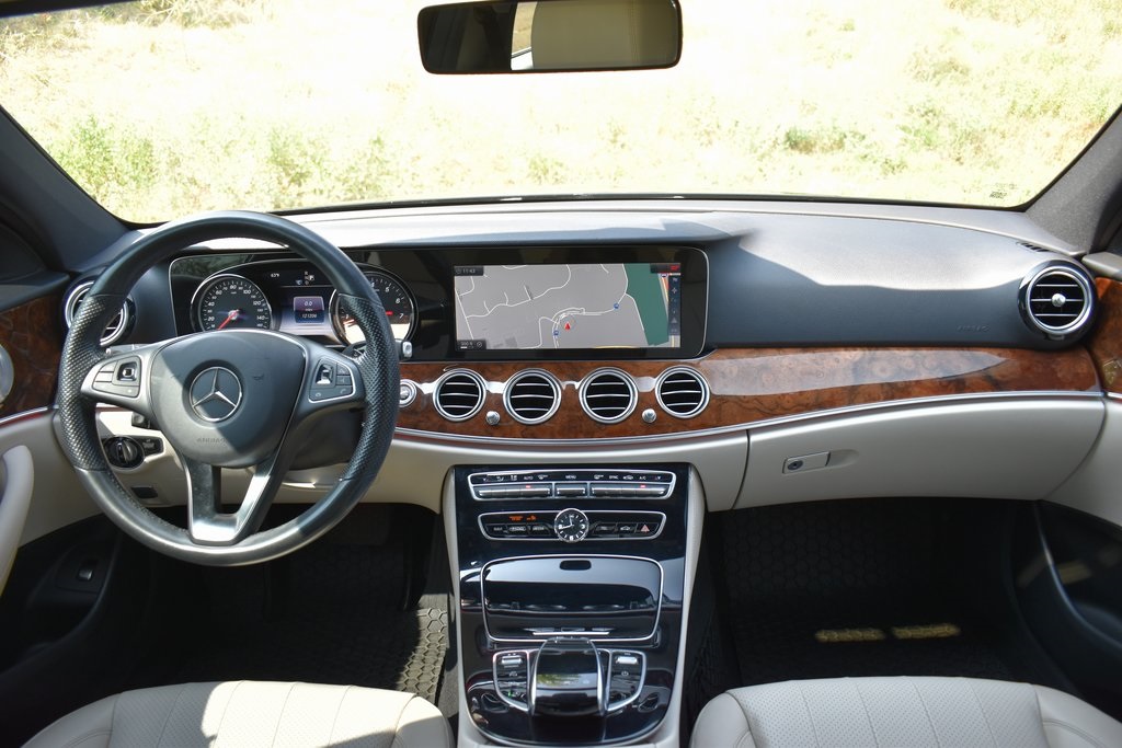 2017 Mercedes-Benz E-Class E 300 9