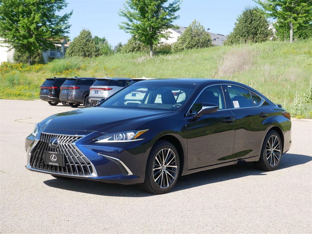 2024 Lexus ES 300h 2