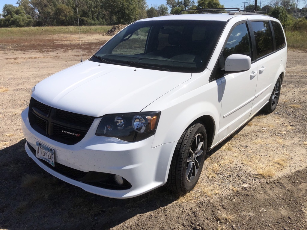 2016 Dodge Grand Caravan R/T 3