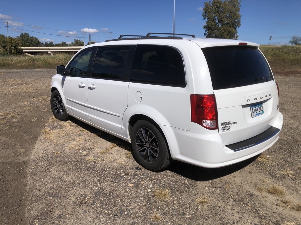 2016 Dodge Grand Caravan R/T 5