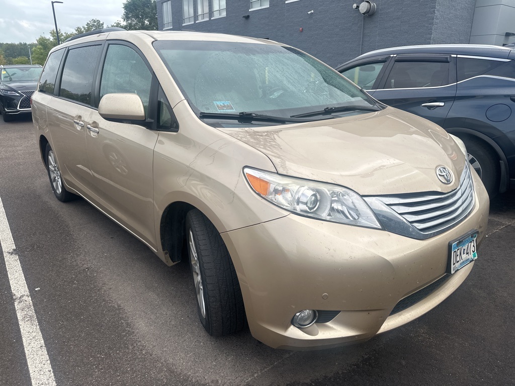 2012 Toyota Sienna Limited 1