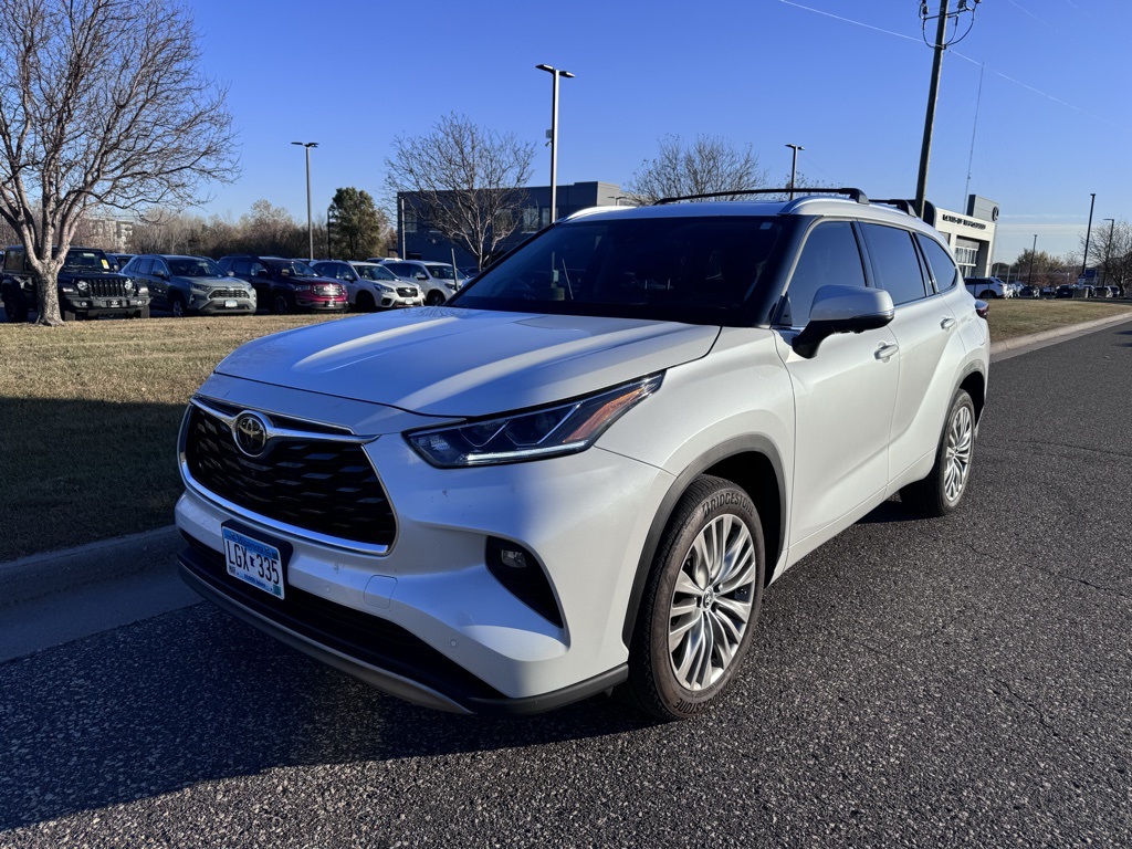 2023 Toyota Highlander Platinum 3