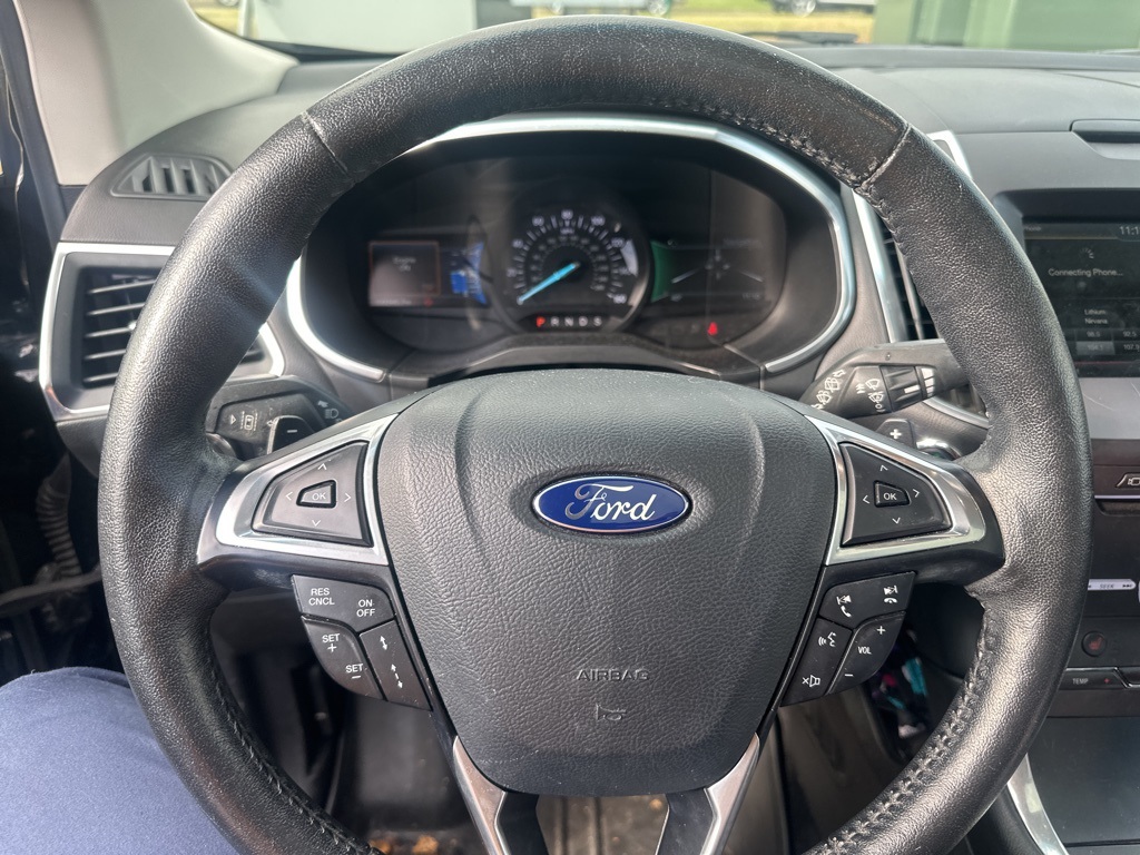 2015 Ford Edge Titanium 13