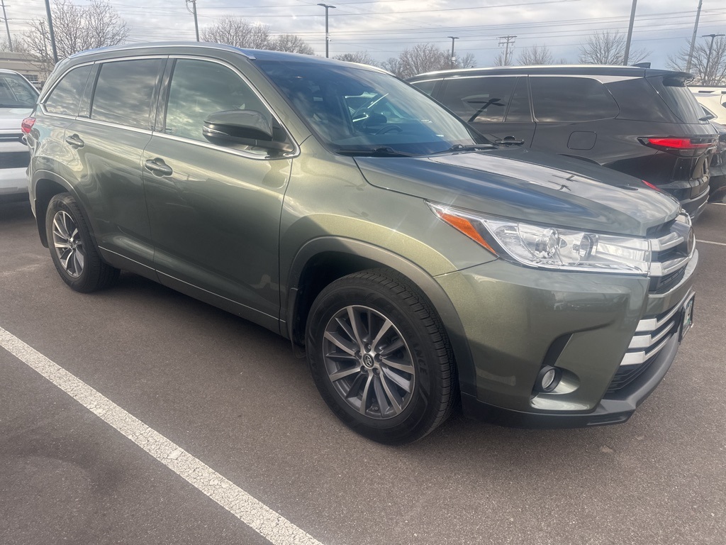 2018 Toyota Highlander XLE 8