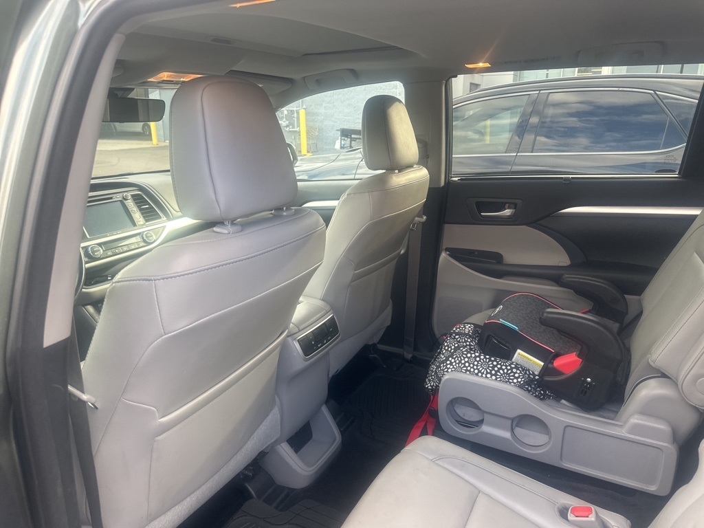 2018 Toyota Highlander XLE 27