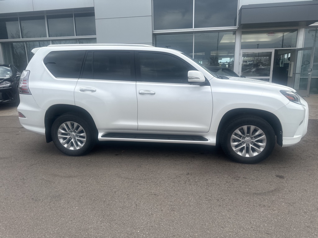 2021 Lexus GX 460 13