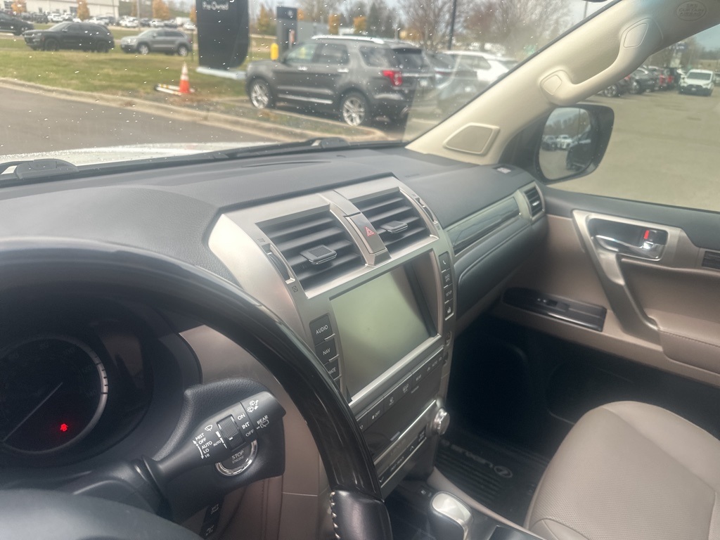 2021 Lexus GX 460 16