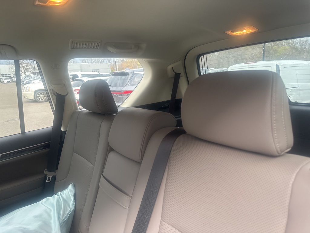 2021 Lexus GX 460 26