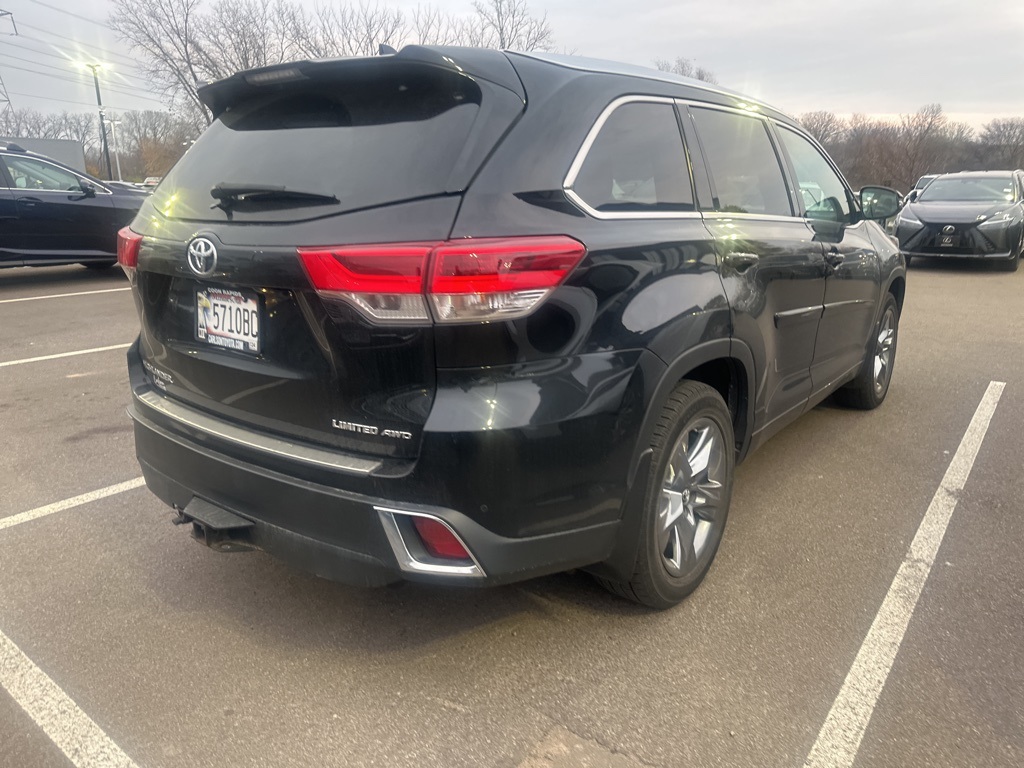 2017 Toyota Highlander Limited Platinum 6