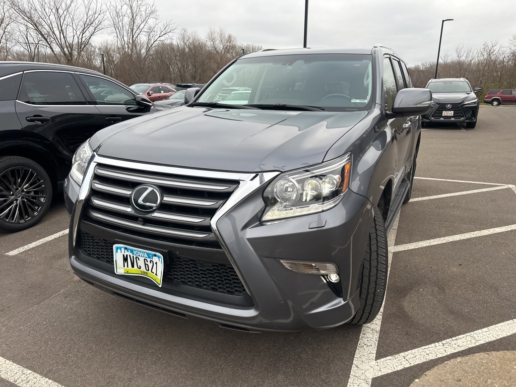 2017 Lexus GX 460 Luxury 3