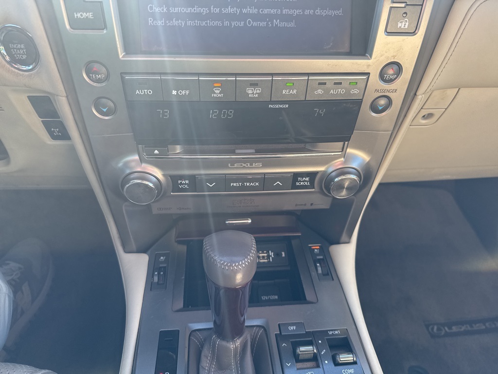 2015 Lexus GX 460 Luxury 16