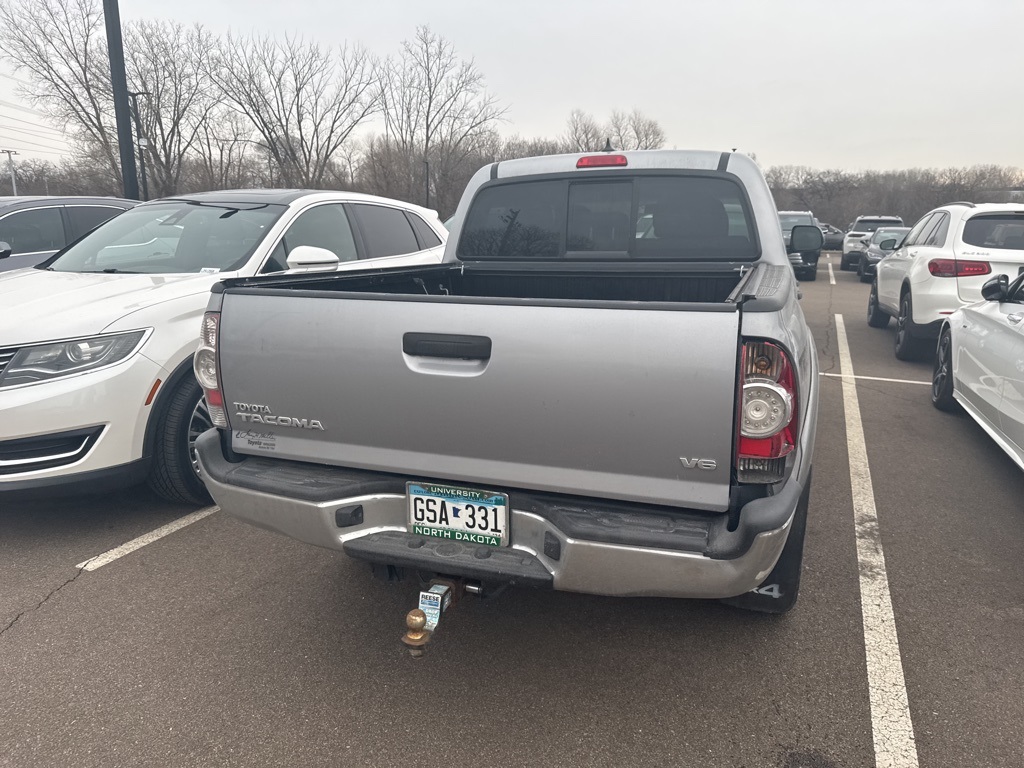 2015 Toyota Tacoma Base 11