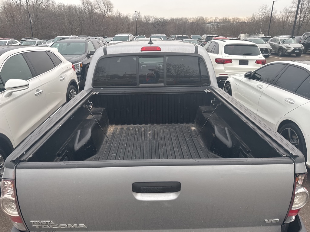 2015 Toyota Tacoma Base 17