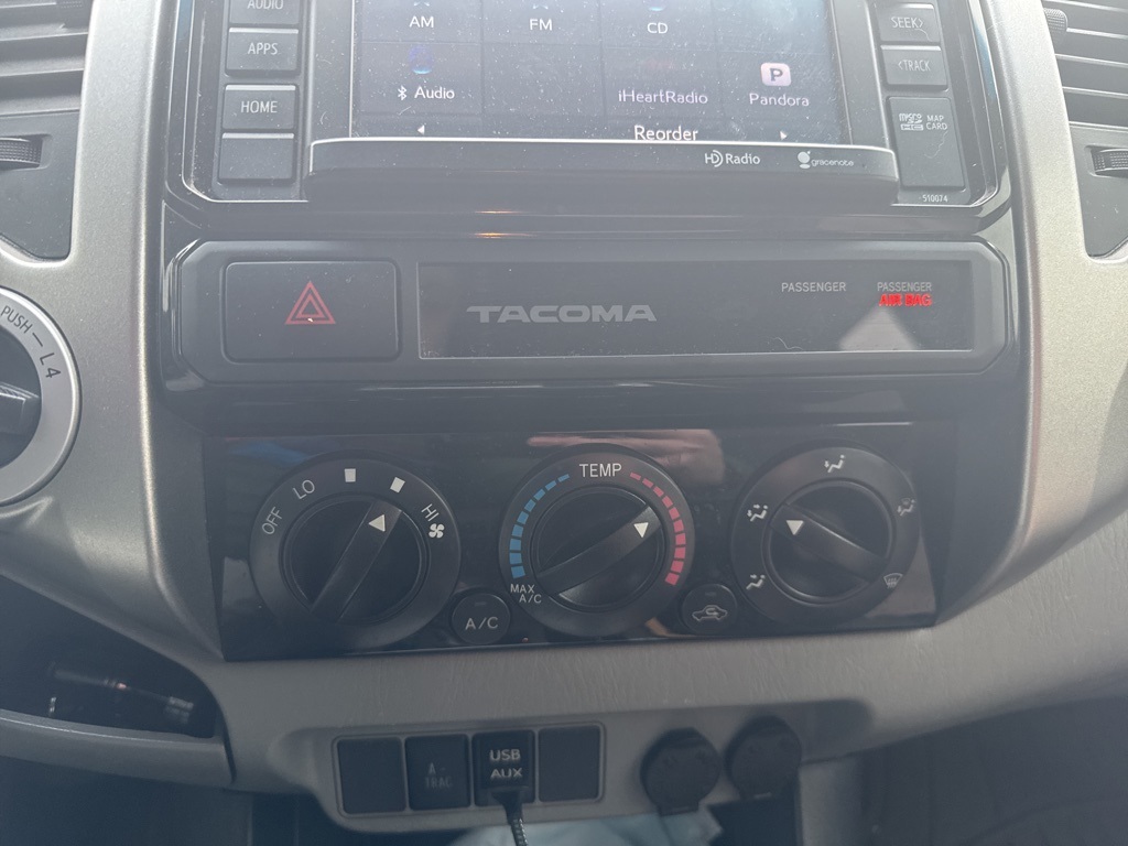 2015 Toyota Tacoma Base 21