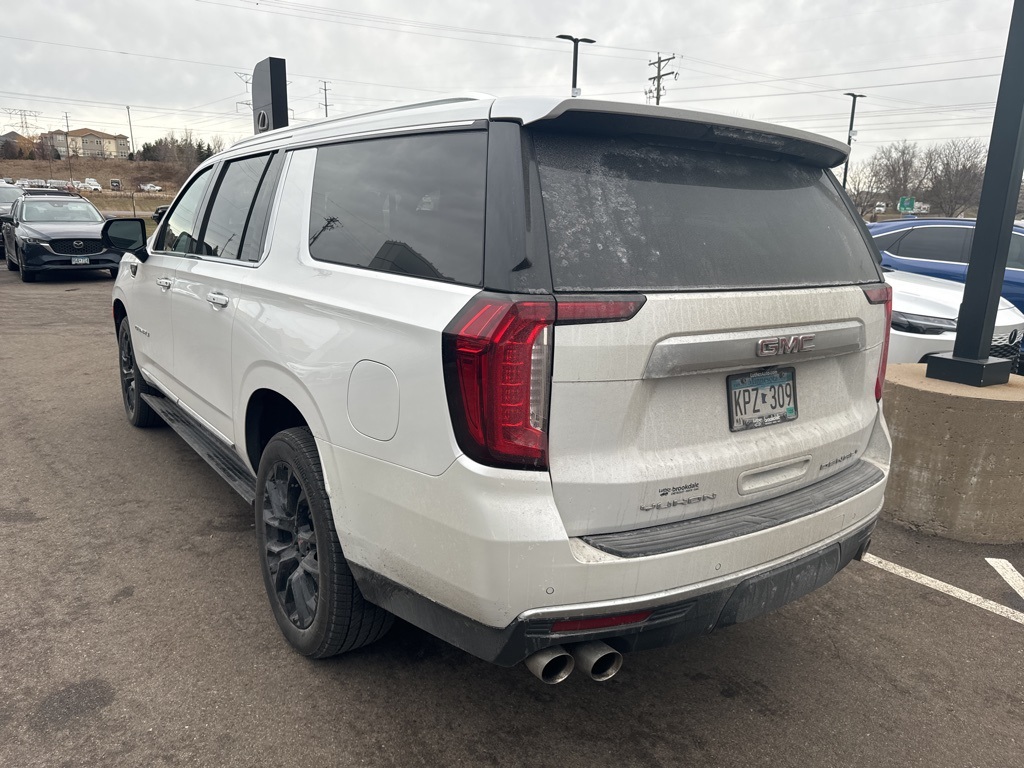 2023 GMC Yukon XL Denali 7