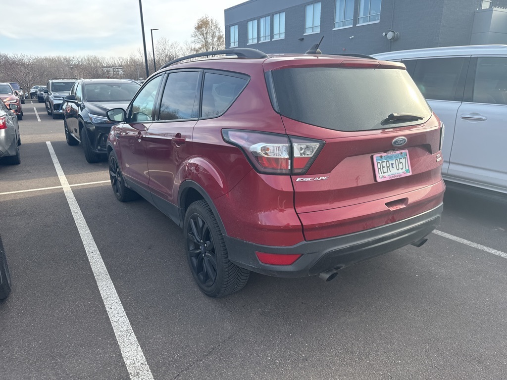 2018 Ford Escape SE 11