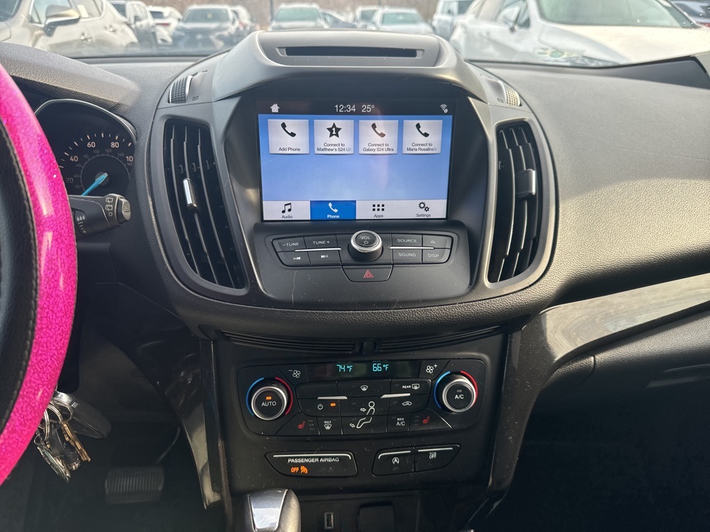 2018 Ford Escape SE 21