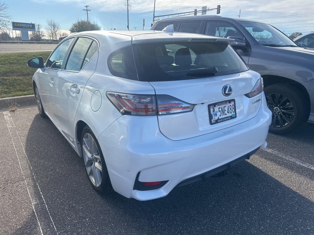 2016 Lexus CT 200h 8