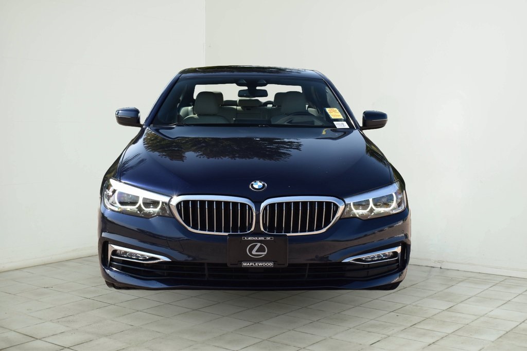 2018 BMW 5 Series 540i xDrive 3