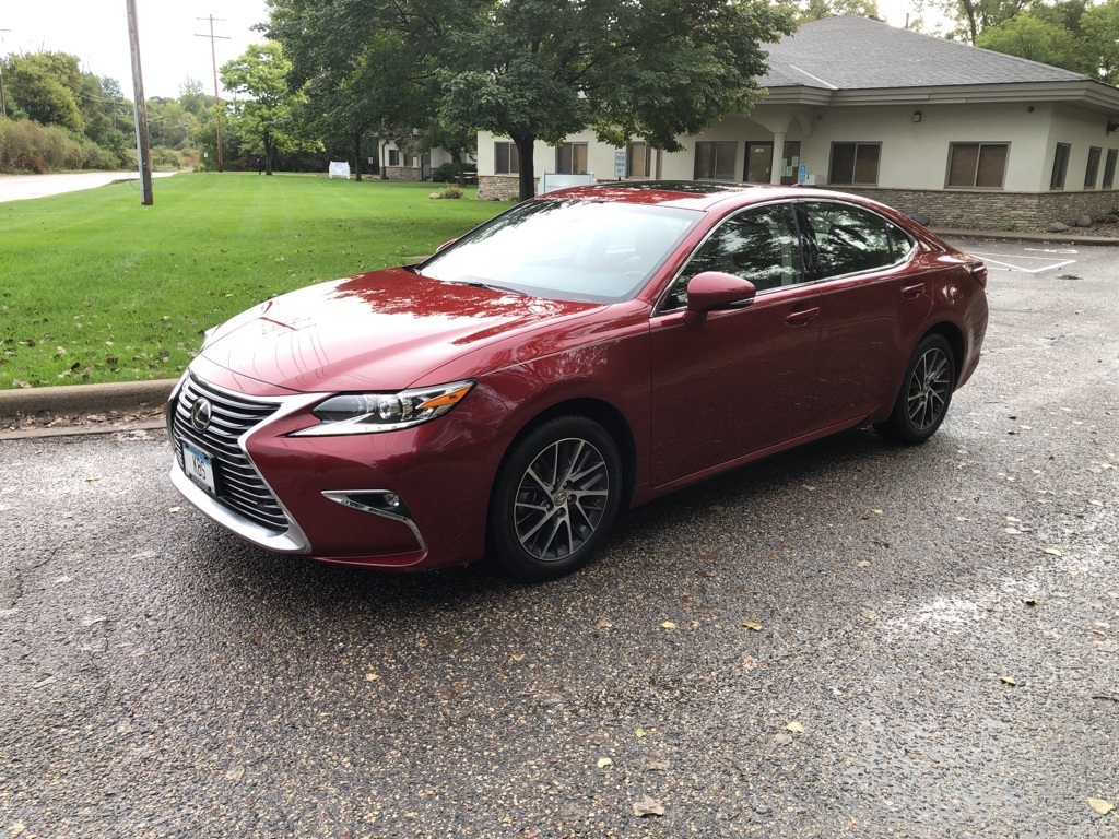 2016 Lexus ES 350 2