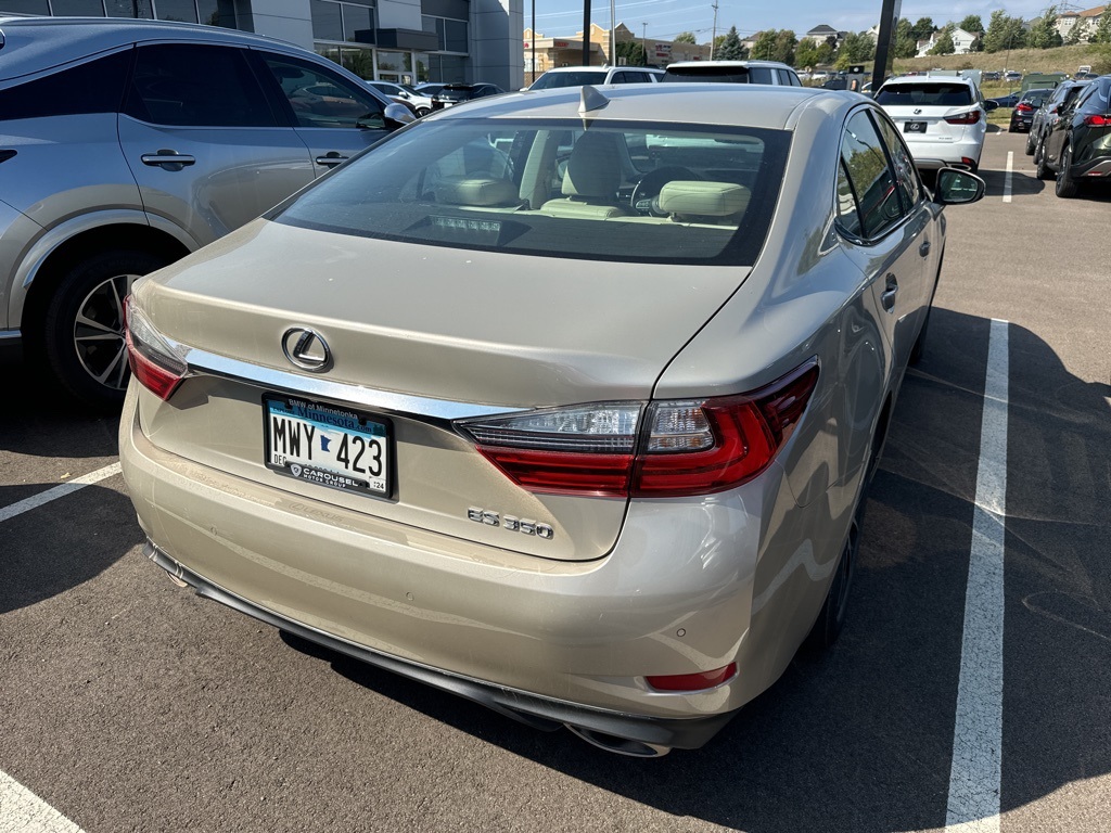 2017 Lexus ES 350 9