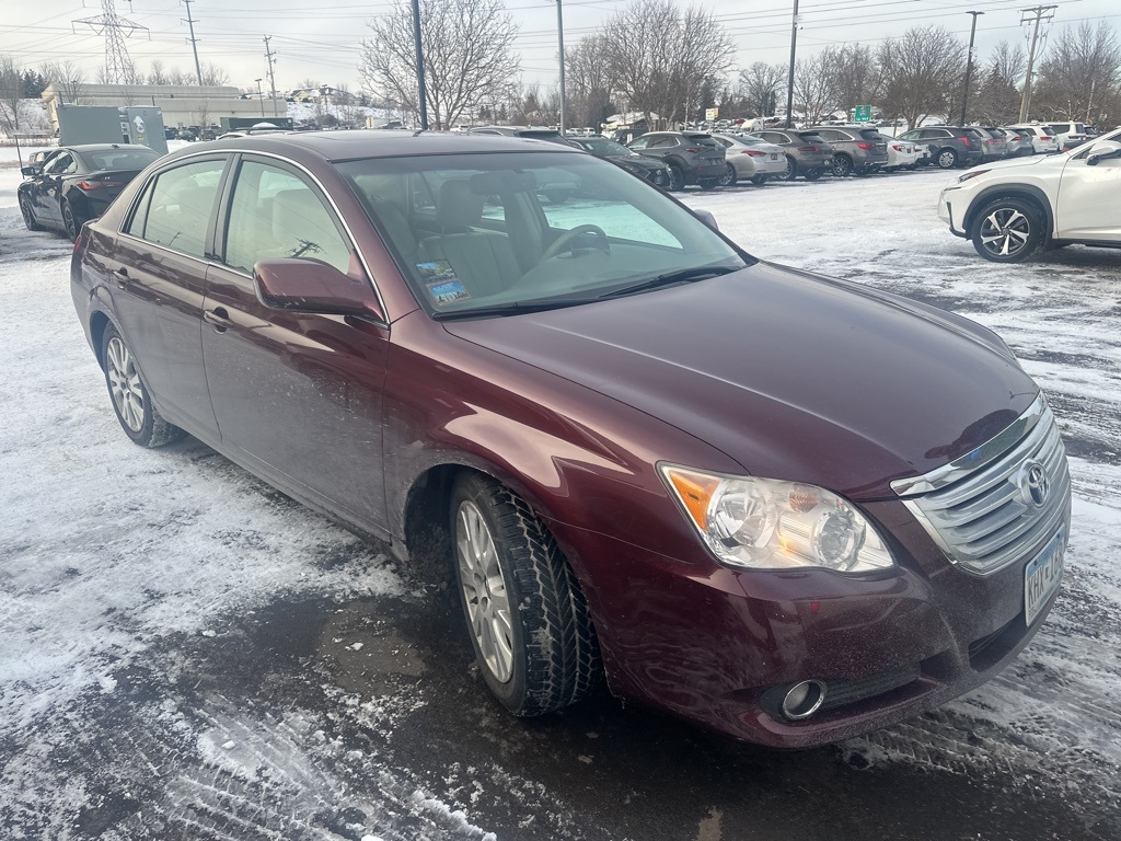 2010 Toyota Avalon XLS 5