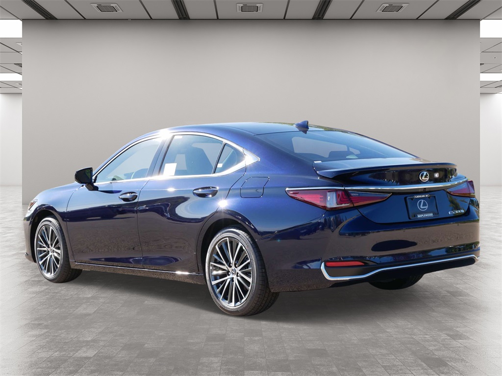 2025 Lexus ES 300h Luxury 4