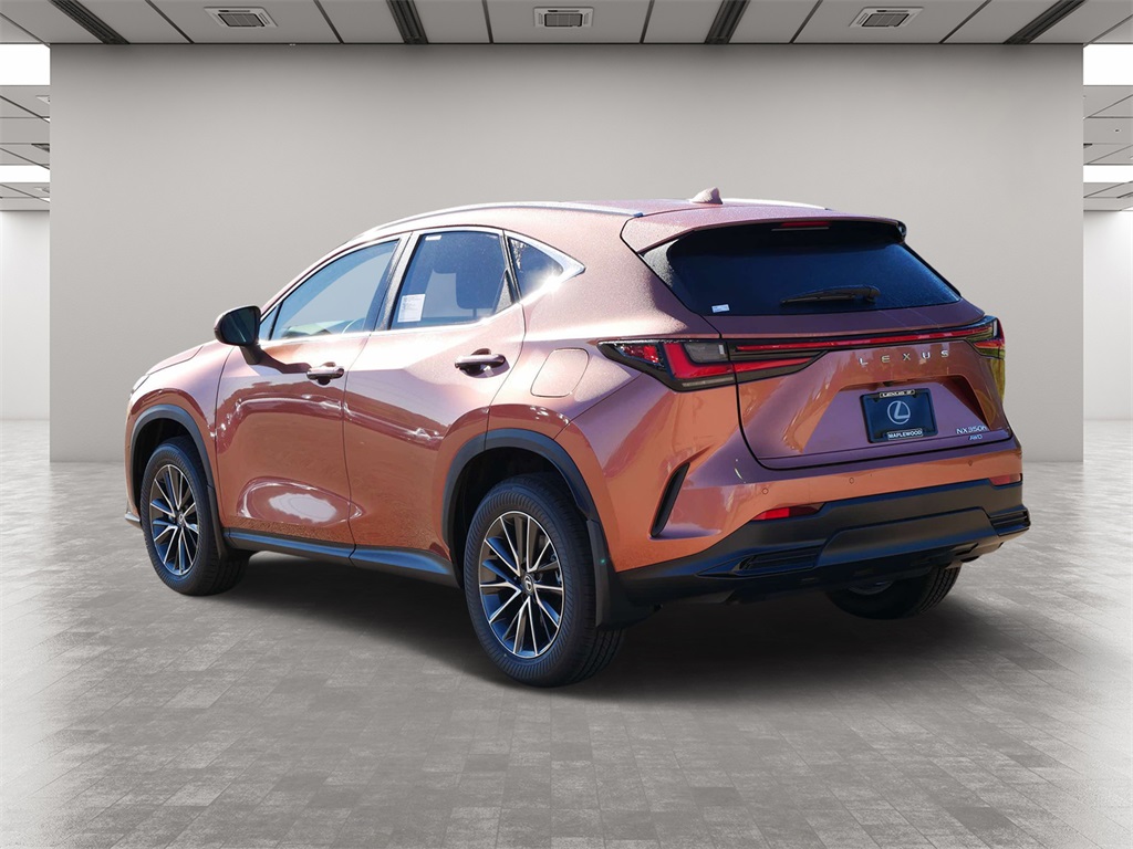 2025 Lexus NX 350h Base 4