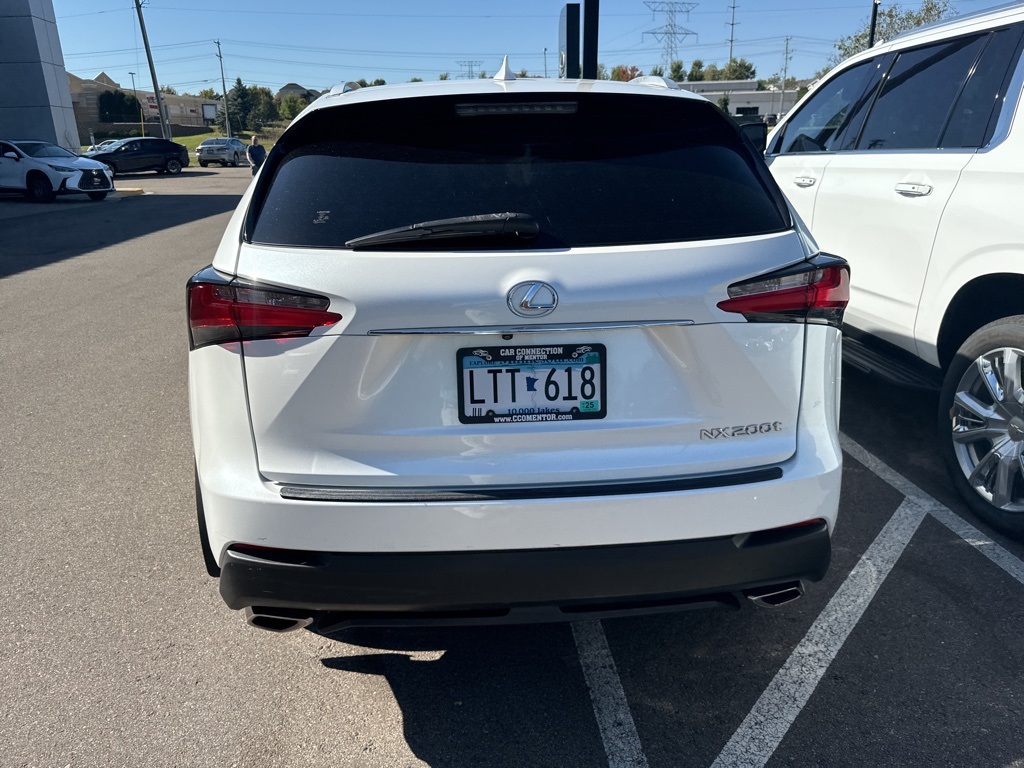 2016 Lexus NX 200t 7