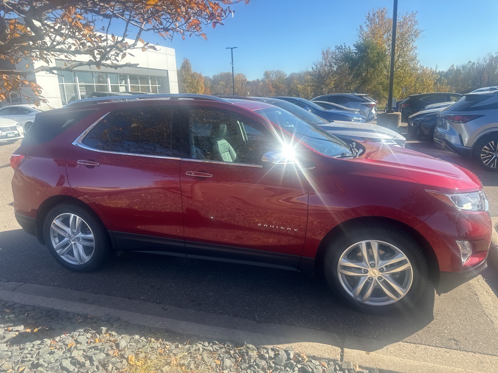 2020 Chevrolet Equinox Premier 10