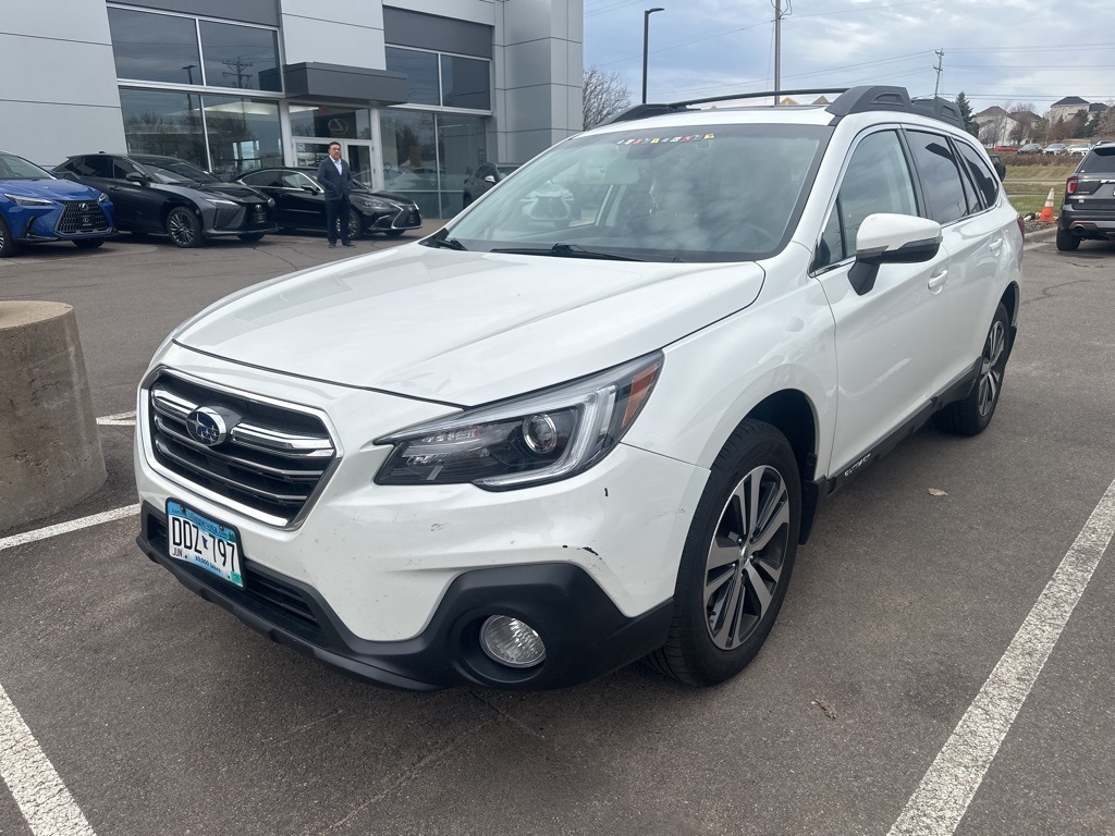 2019 Subaru Outback 2.5i 3