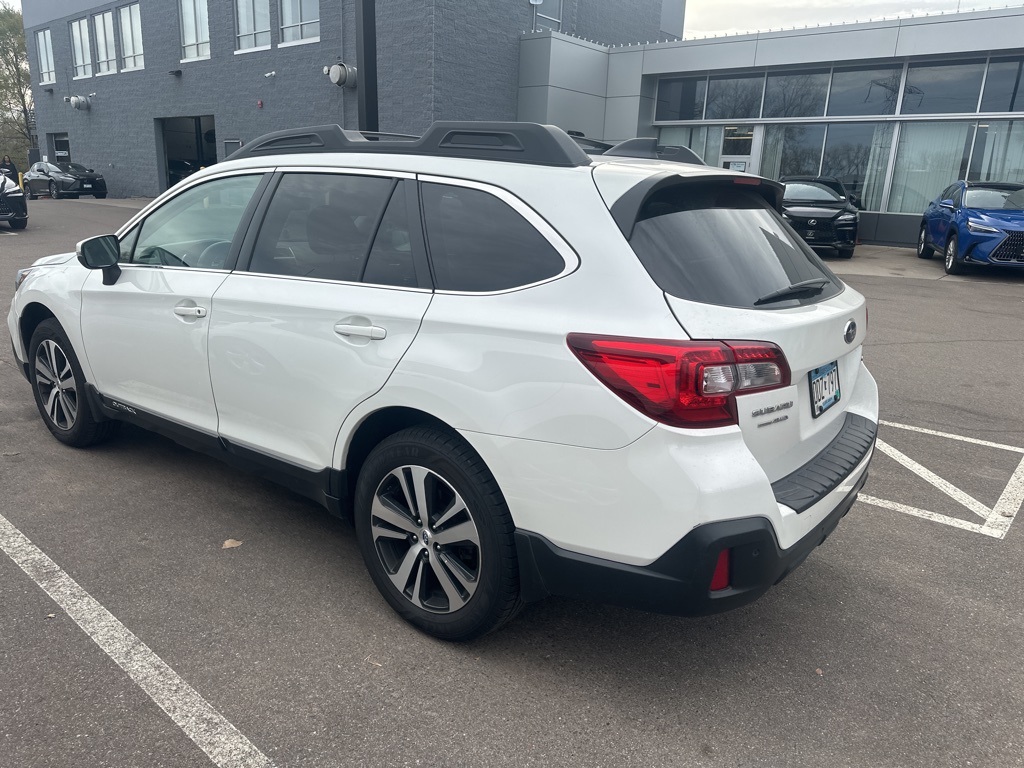 2019 Subaru Outback 2.5i 4