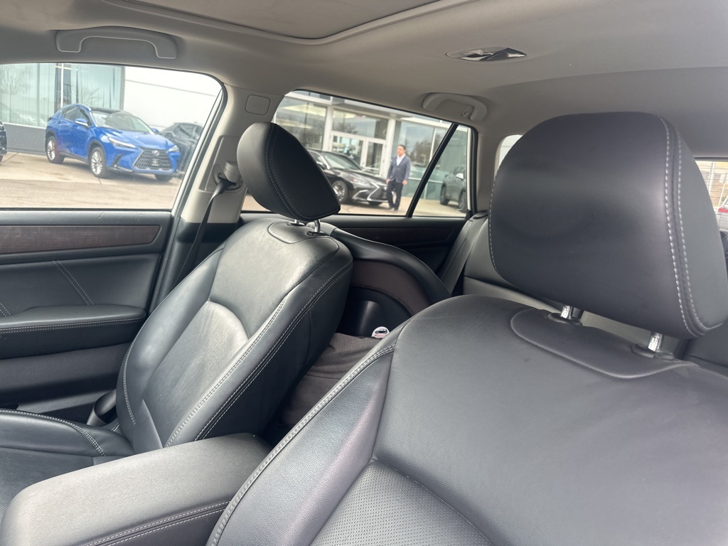 2019 Subaru Outback 2.5i 25