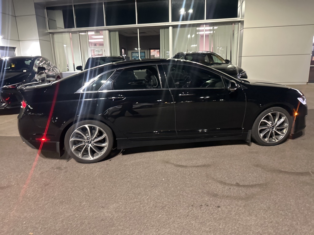 2017 Lincoln MKZ Reserve 11